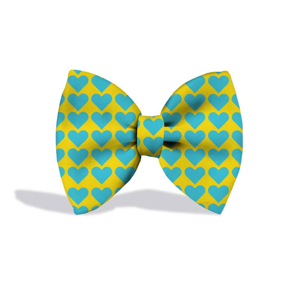 Pawsindia All Hearts Pattern Bow Tie - S
