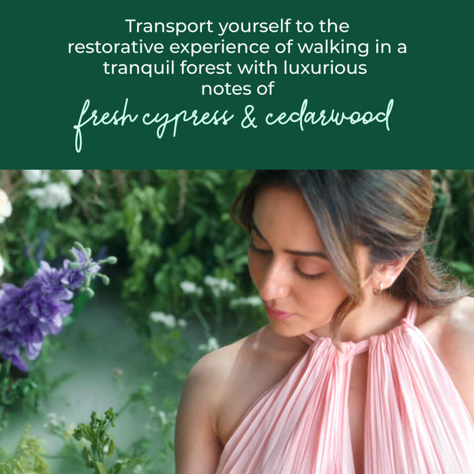 Lux Essence Of Himalayas Cedarwood Oil & Cica Gel Body Scrub