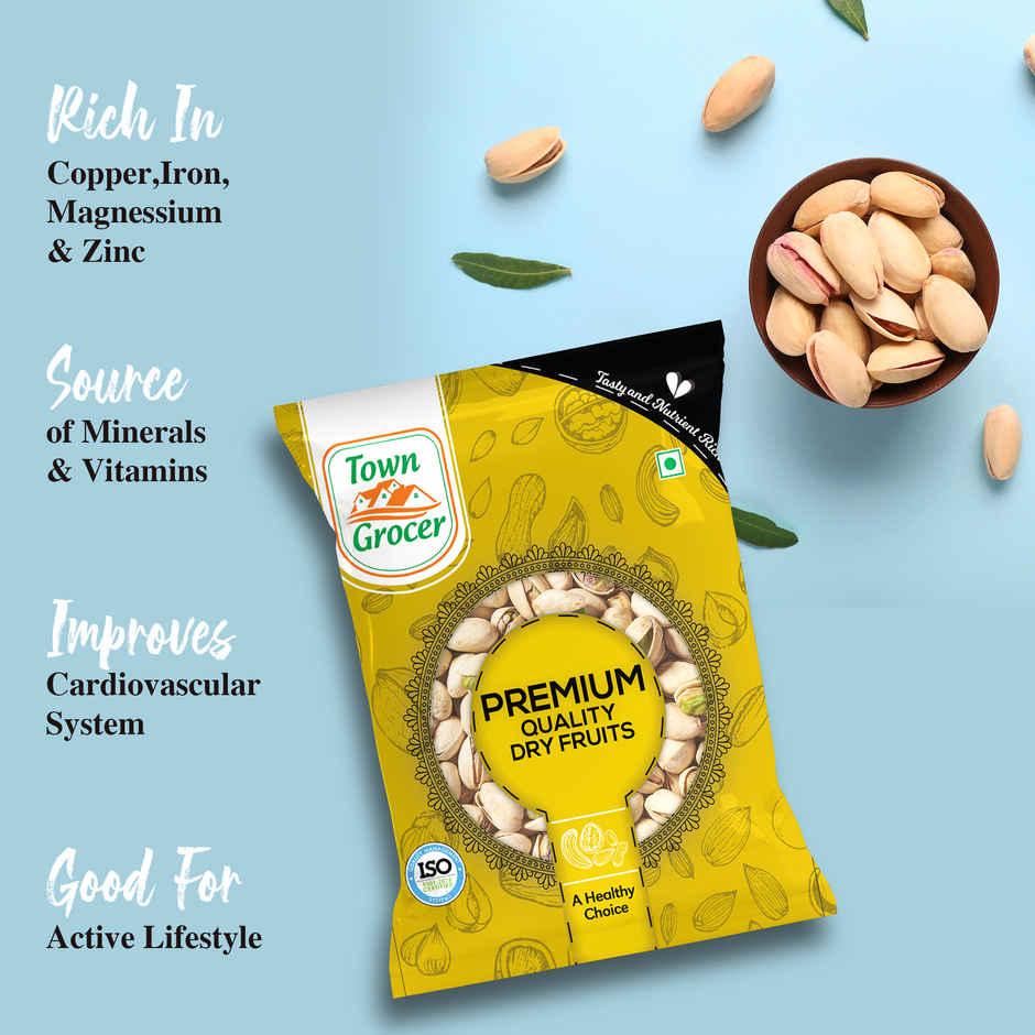 Town Grocer Whole Almonds (100g) & Town Grocer Whole Cashew W320 Premium (100g) & Town Grocer Salted Pistacheos (100g) & Town Grocer Kishmis/Raisins (100g) Combo