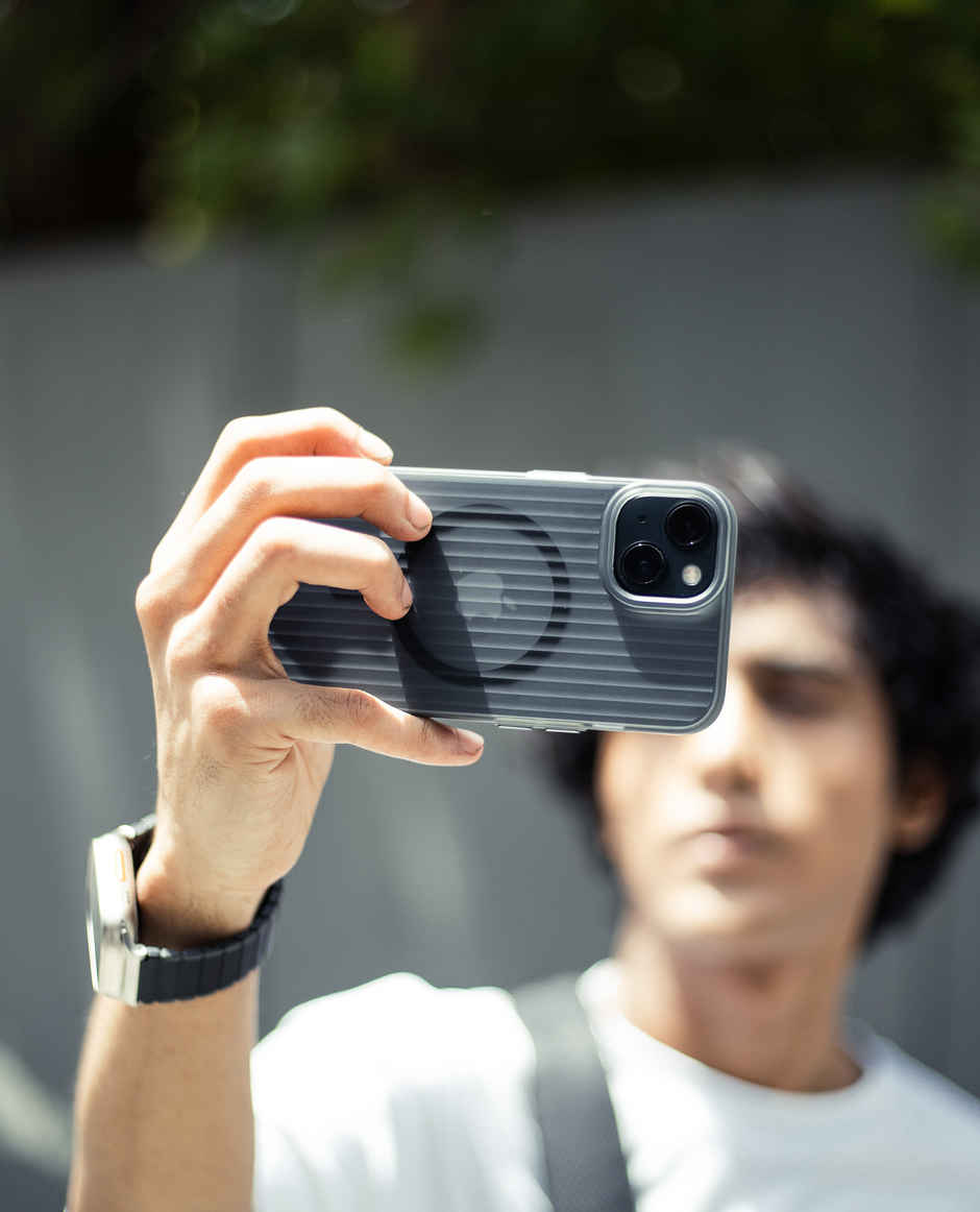 DailyObjects iPhone 13 Beam MagSafe Phone Case