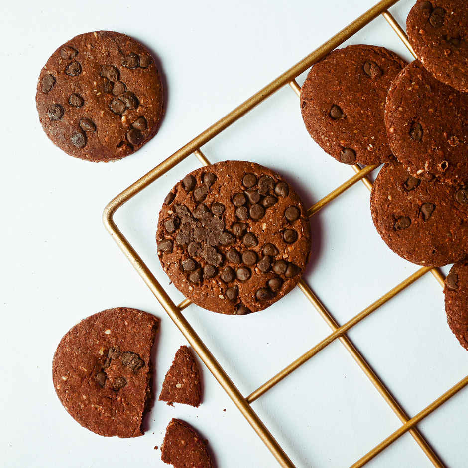 Kikibix Millet Chocolate Chip Healthy Cookies, No Maida, Jaggery Biscuits