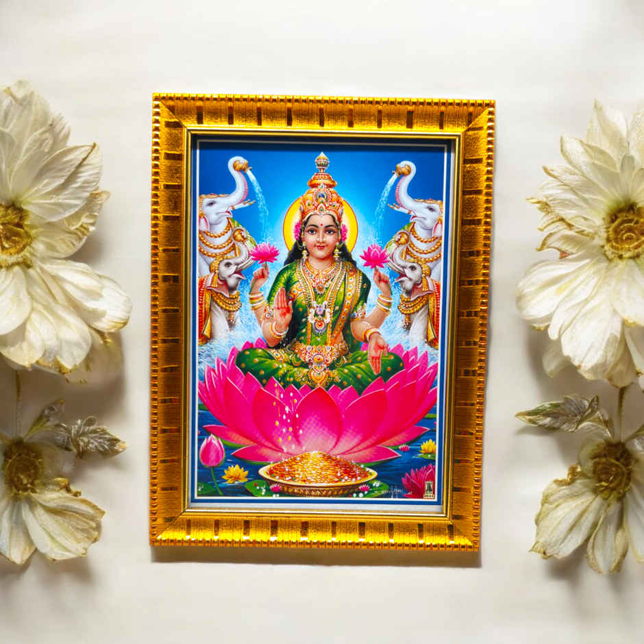 Lakshmi Photo | Traditional & Authentic | Svasti