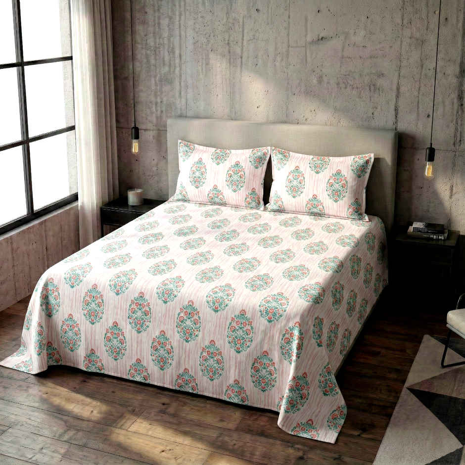 Dream Living 135 GSM King Bedsheet Set |250 x 275 cm| With 2 Pillow Covers