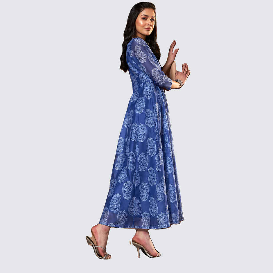 Shae by SASSAFRAS Women's Chanderi Paisley Long Anarkali Kurta | Blue - L