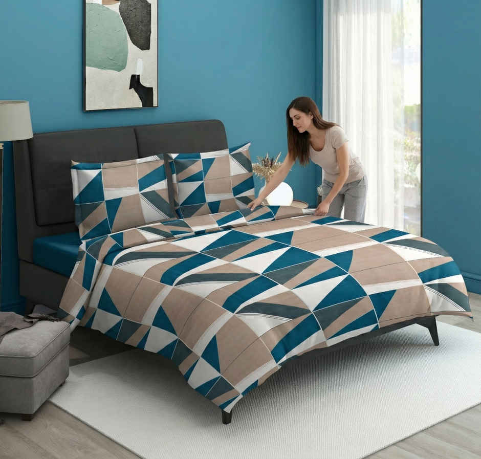 Dream Living 135 GSM King Bedsheet Set |250 x 275 cm| With 2 Pillow Covers