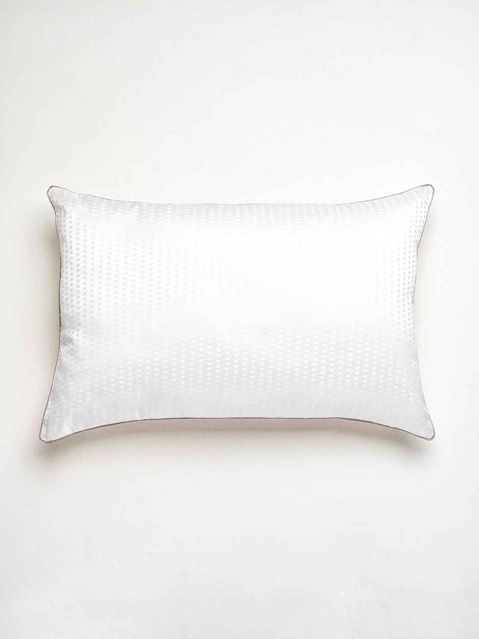 D Decor Bed Elements Swiss Check Pillow - White