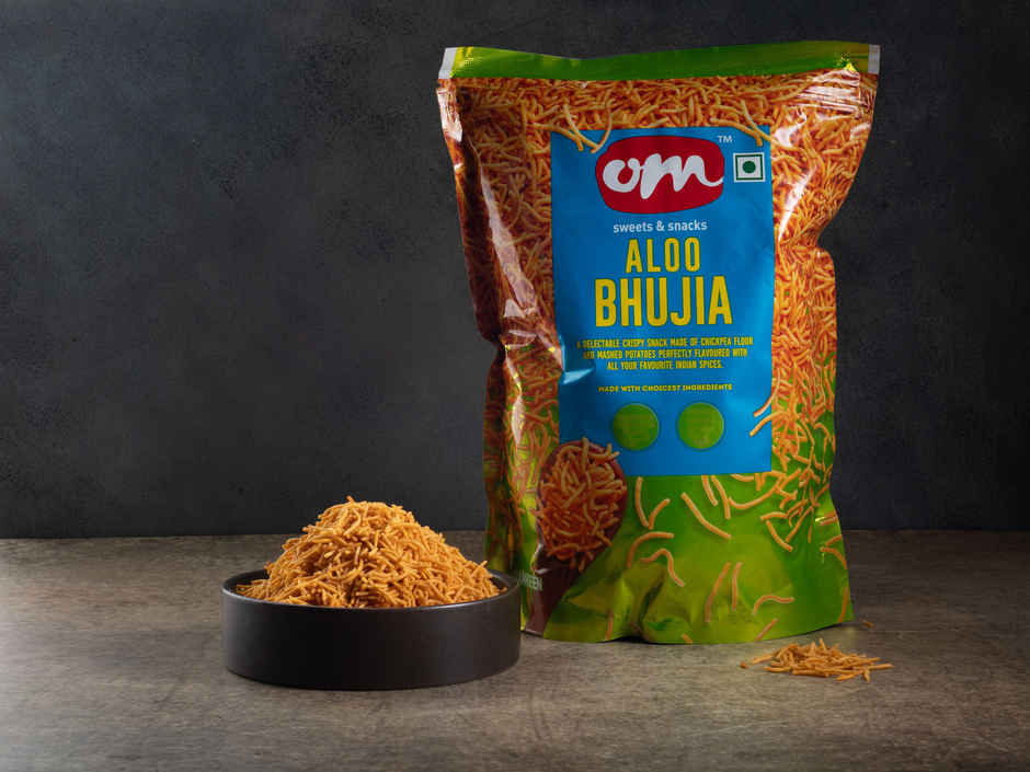 OM Sweets & Snacks Aloo Bhujia