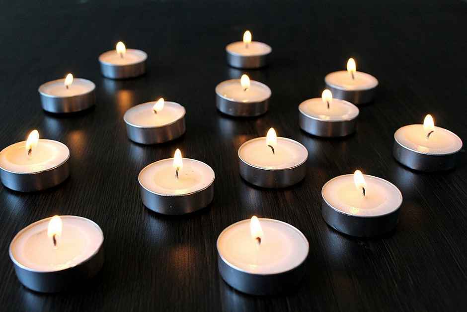 eCraftIndia Set Of 50 Pure Wax Unscented White Tea Light Candles
