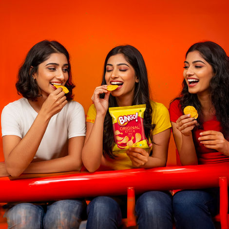 Bingo! Original Style Chilli Sprinkled - Flat Cut Spicy Potato Chips Pack for Snacks