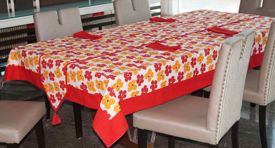 Lushomes Table Cover Set - 6 Seater | Basic | 60 x 90 inch | 12 x 102 inch | 6 Napkins
