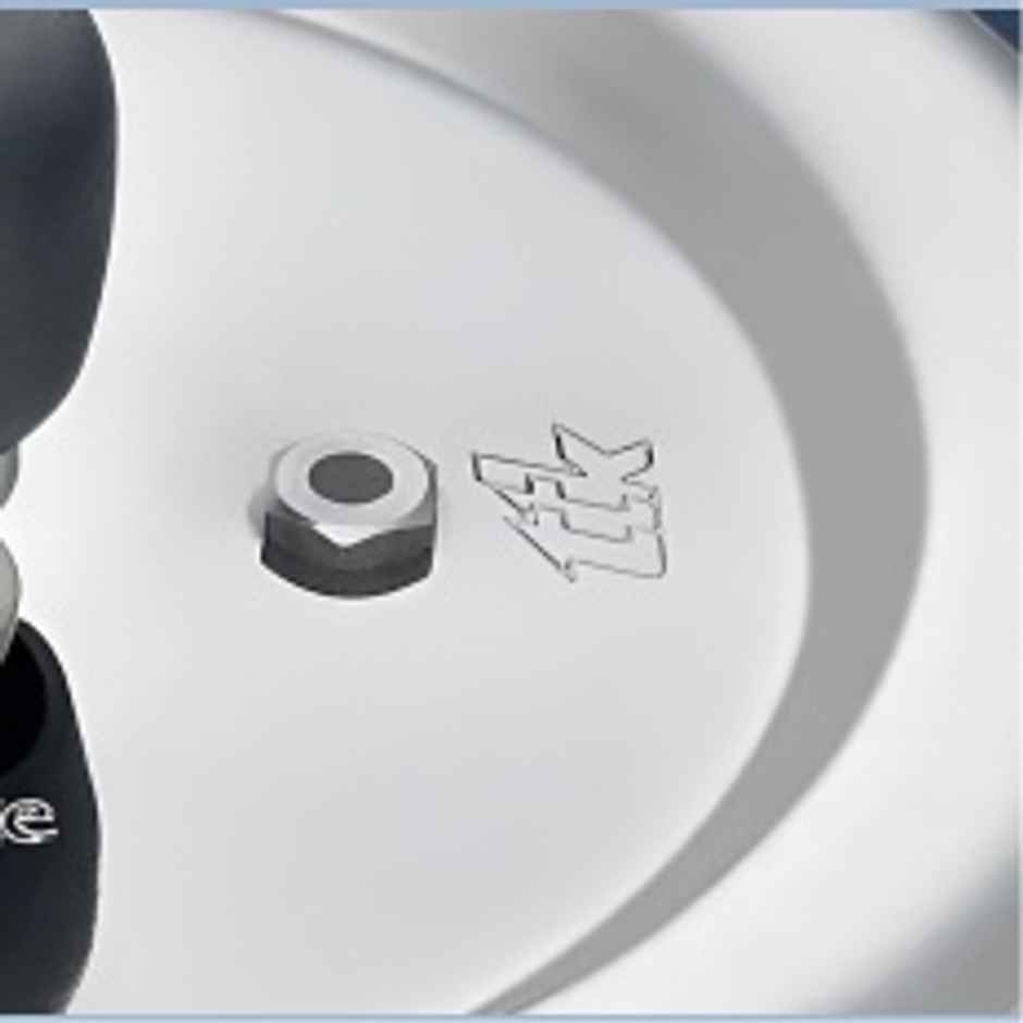 Prestige Deluxe Alpha Svachh Stainless Steel Spillage Control Pressure Cooker, 3 L (Silver)