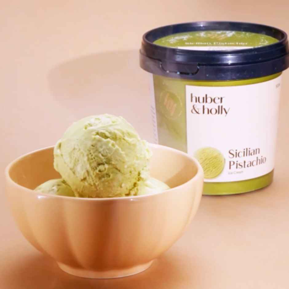 Huber & Holly Sicilian Pistachio Ice Cream Tub