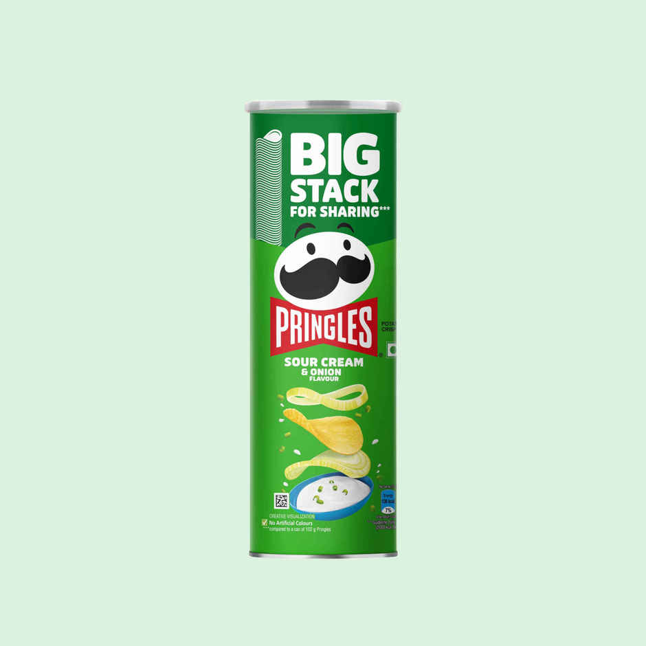 Pringles Potato Chips Sour Cream & Onion Flavour