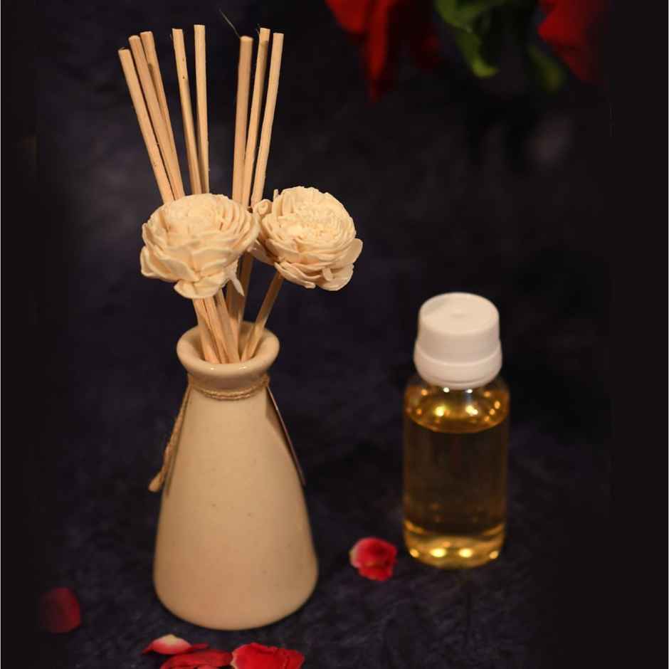 Samsidhi Reed Vanilla Oil Diffuser Set | Decorative & Pleasant
