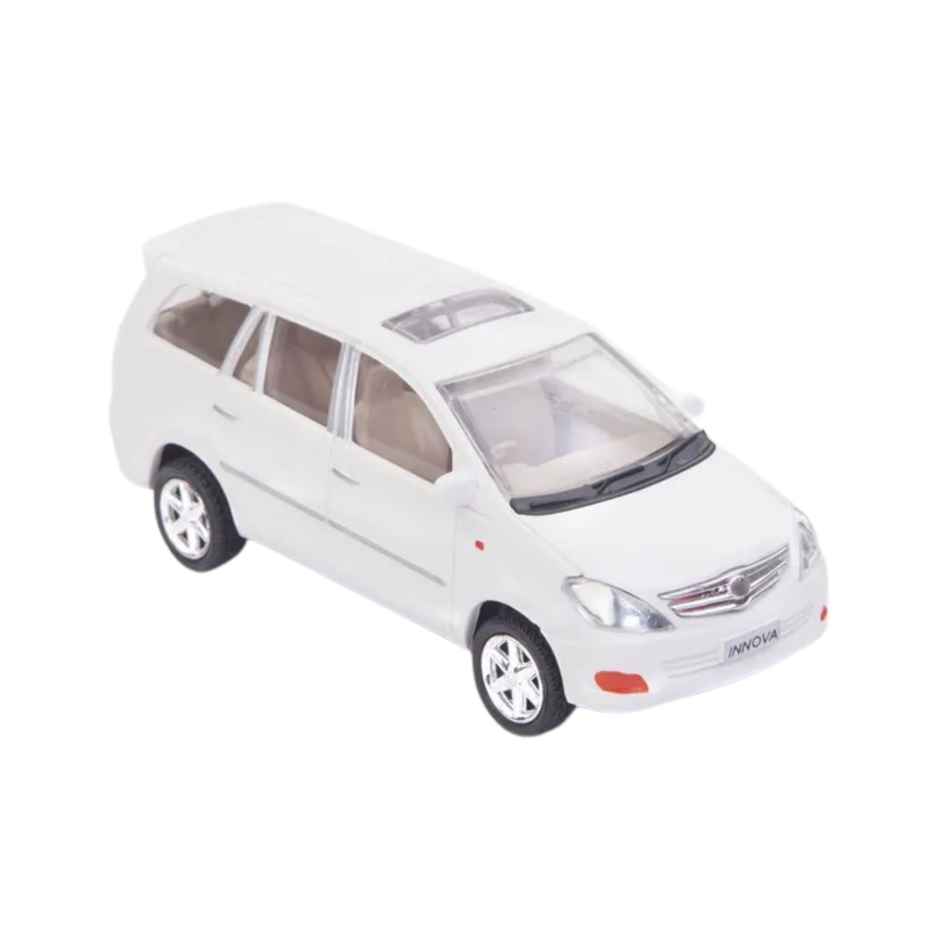 Miniature Centy Toys Innova: Durable Plastic Car Model