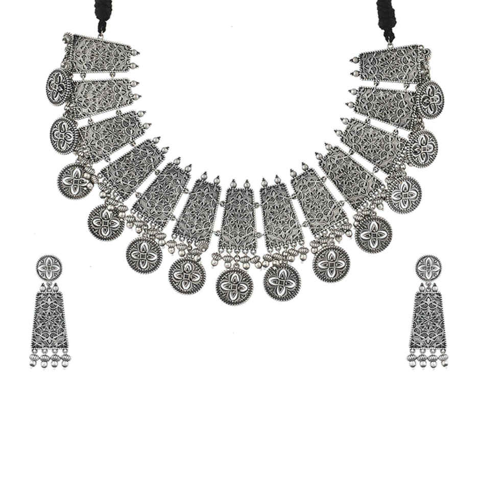 Voylla Nrityotsava Amulya Collar Necklace Set