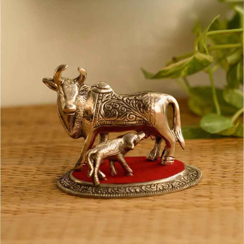 eCraftIndia White Metal Cow and Calf
