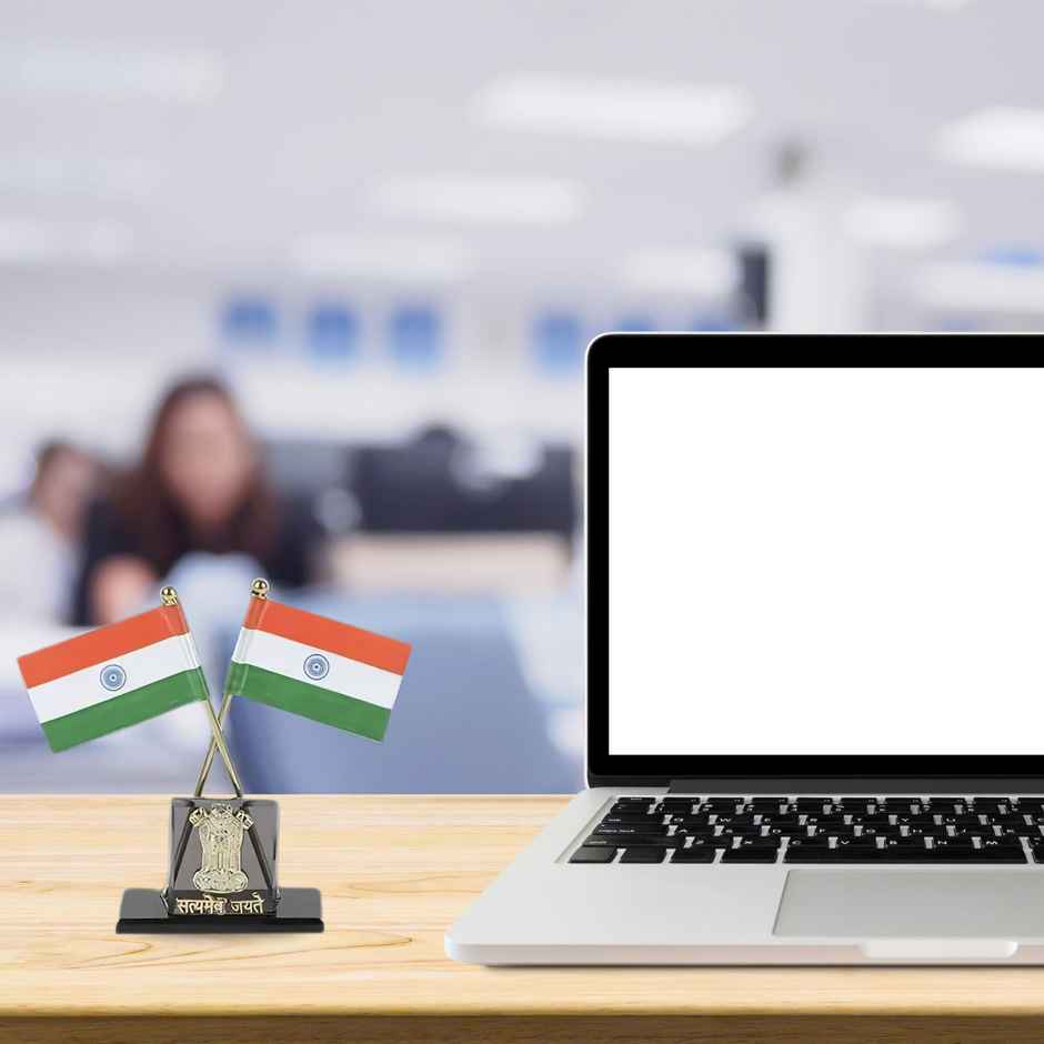 Tiyutraditions Table Cross Indian Flags With Emblem - Metal