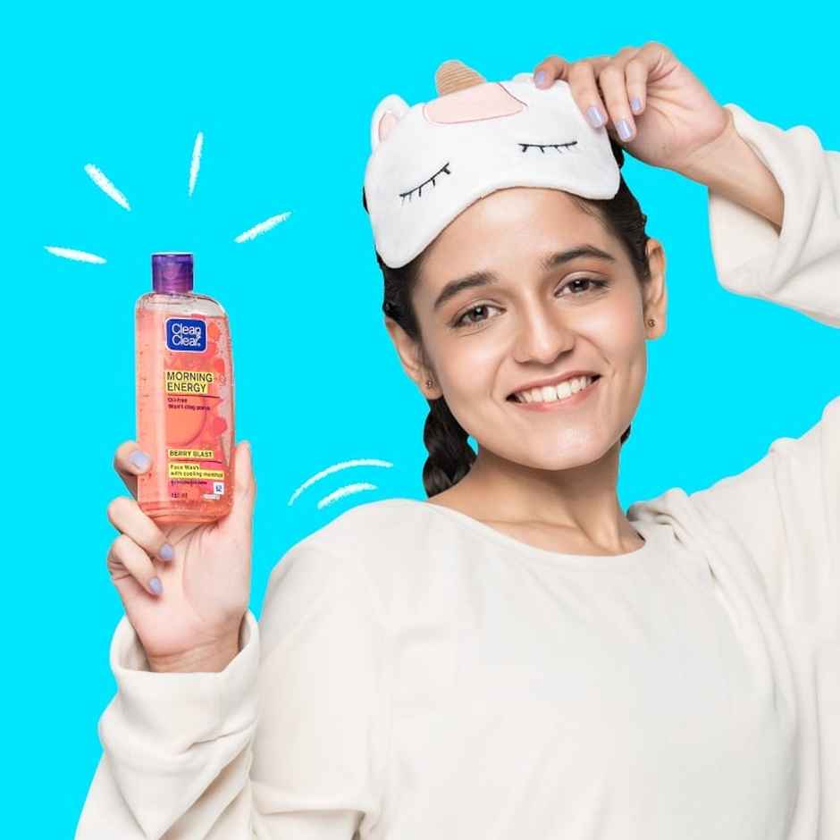 Clean & Clear Morning Energy Berry Face Wash