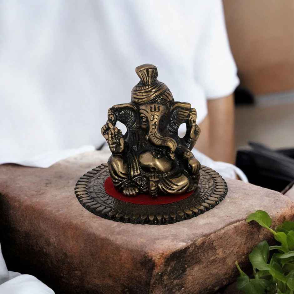 Metal Phagdi Lord Ganesha on Round Base | Ecraftindia