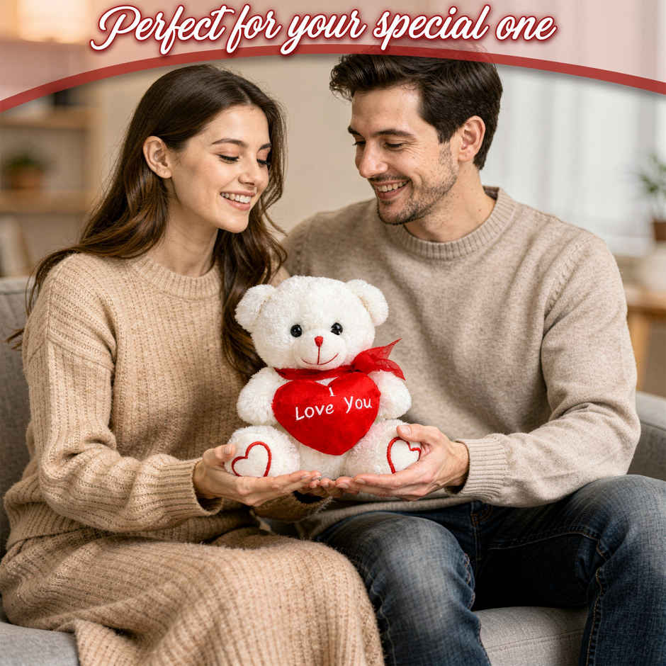 Webby Plush Teddy Bear with Heart | 22 cm | Beige