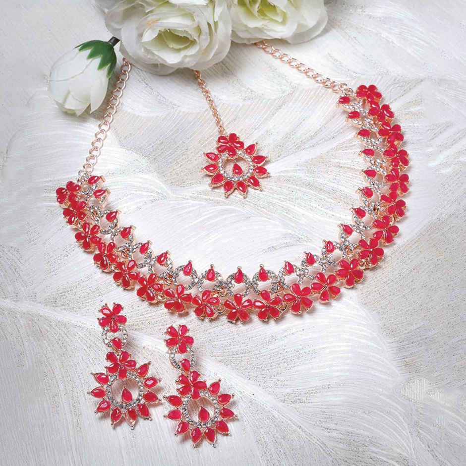 Sukkhi Glossy Gold Plated Rani Pink Kundan & Beads Studded Floral Choker Necklace Set