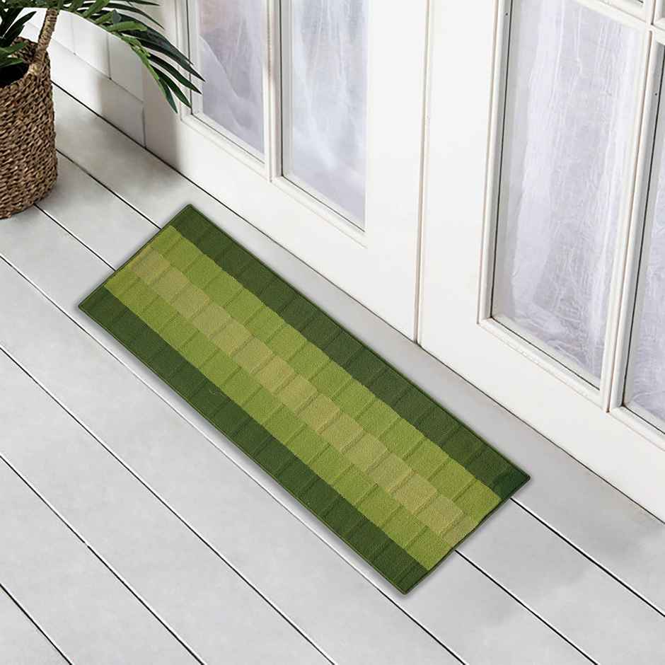 Status Iris Anti- Skid Runner | 56 x 140 cm | Green