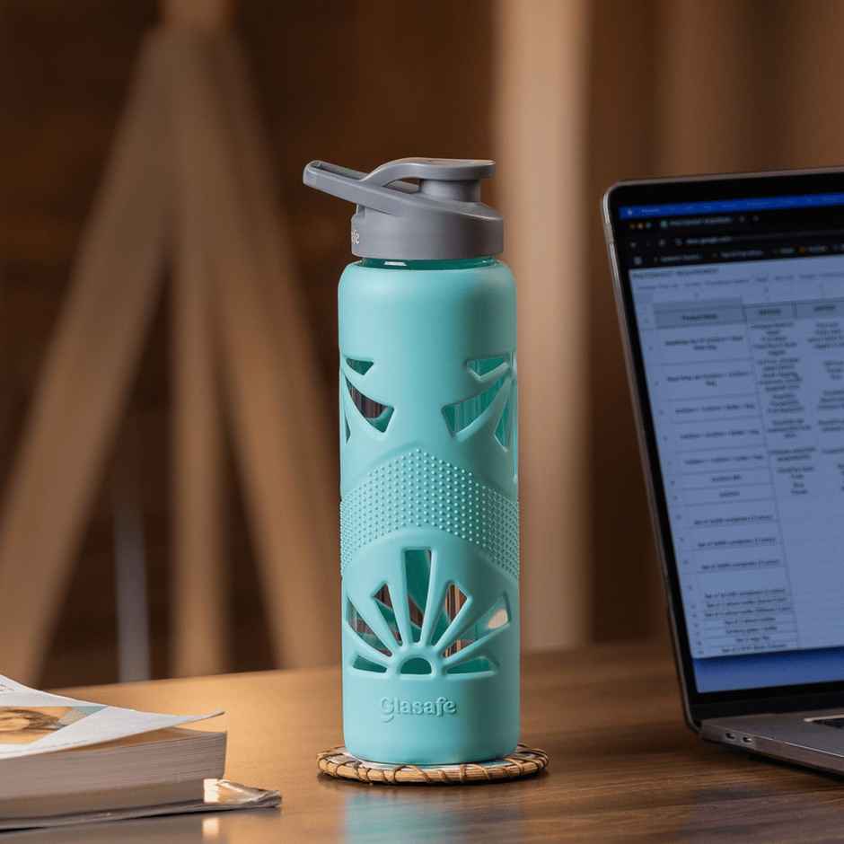 Glasafe Clear Grip Borosilicate Glass Bottle with Protective Silicone Sleeve | Mellow Mist | 750 ml