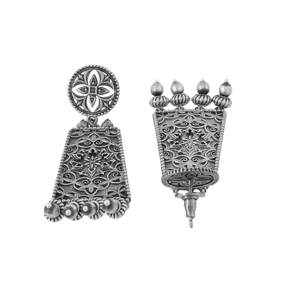 Voylla Nrityotsava Amulya Collar Necklace Set