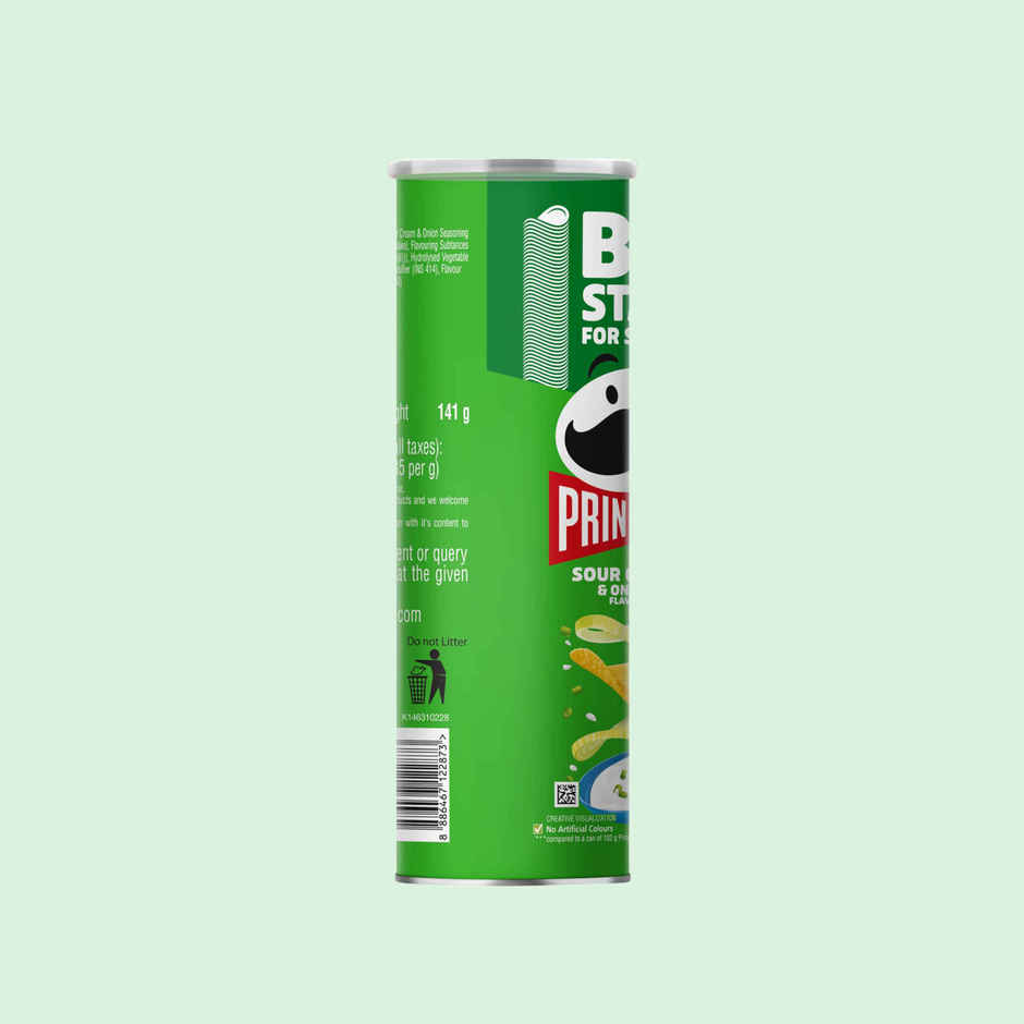 Pringles Potato Chips Sour Cream & Onion Flavour