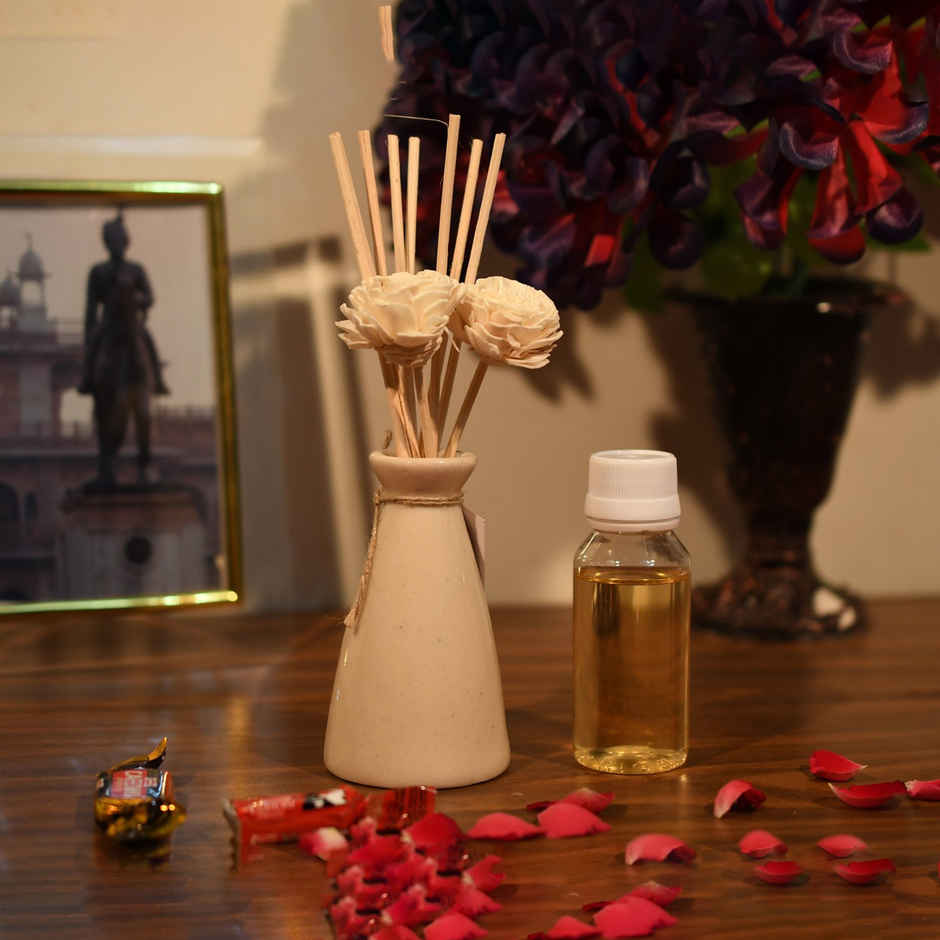 Samsidhi Reed Lavender Oil Diffuser Set