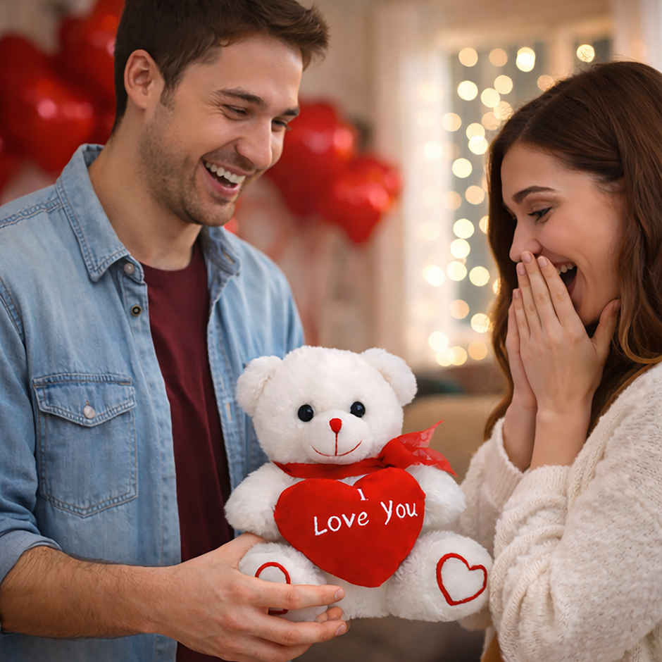 Webby Plush Teddy Bear with Heart | 22 cm | Beige