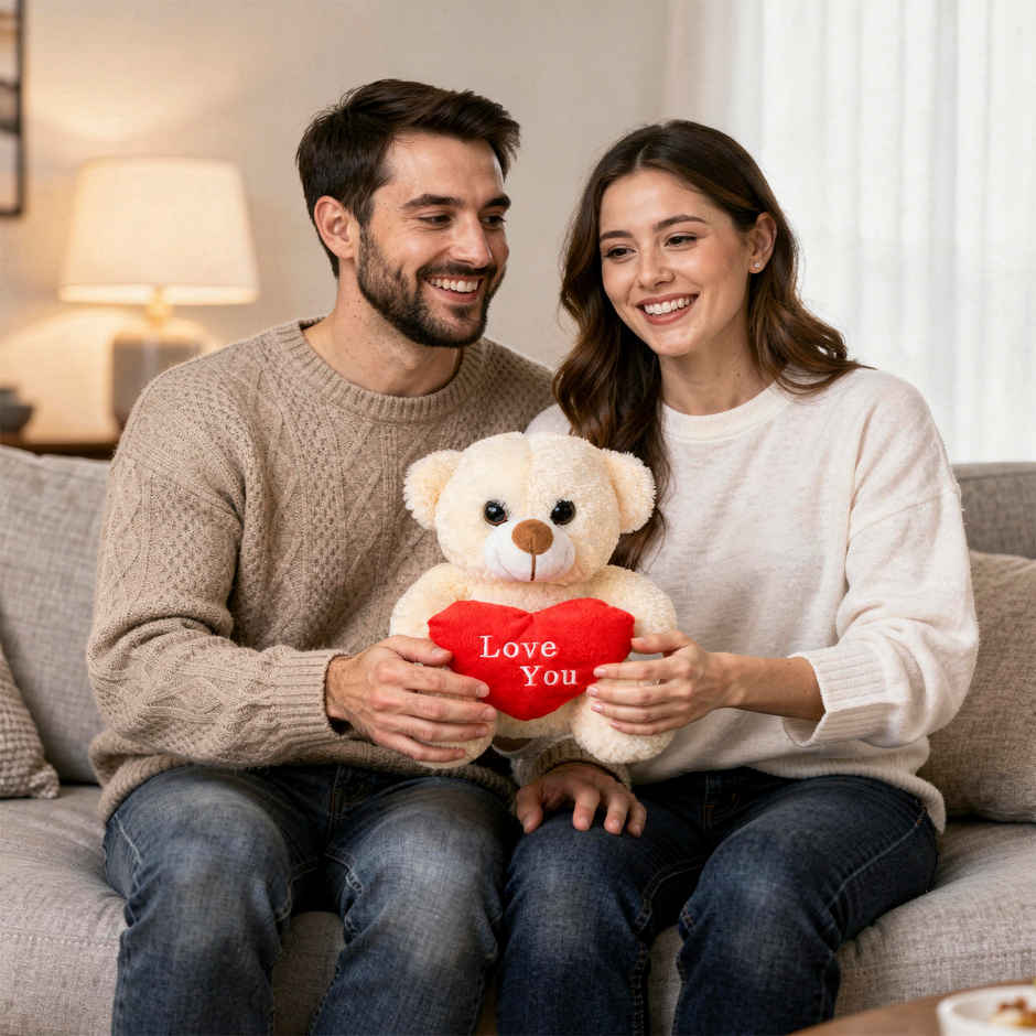 Gillette Fusion Premium Gift Set For Men (1pc) & Webby Plush Teddy Bear With Heart - 25 Cm (1pc) Combo