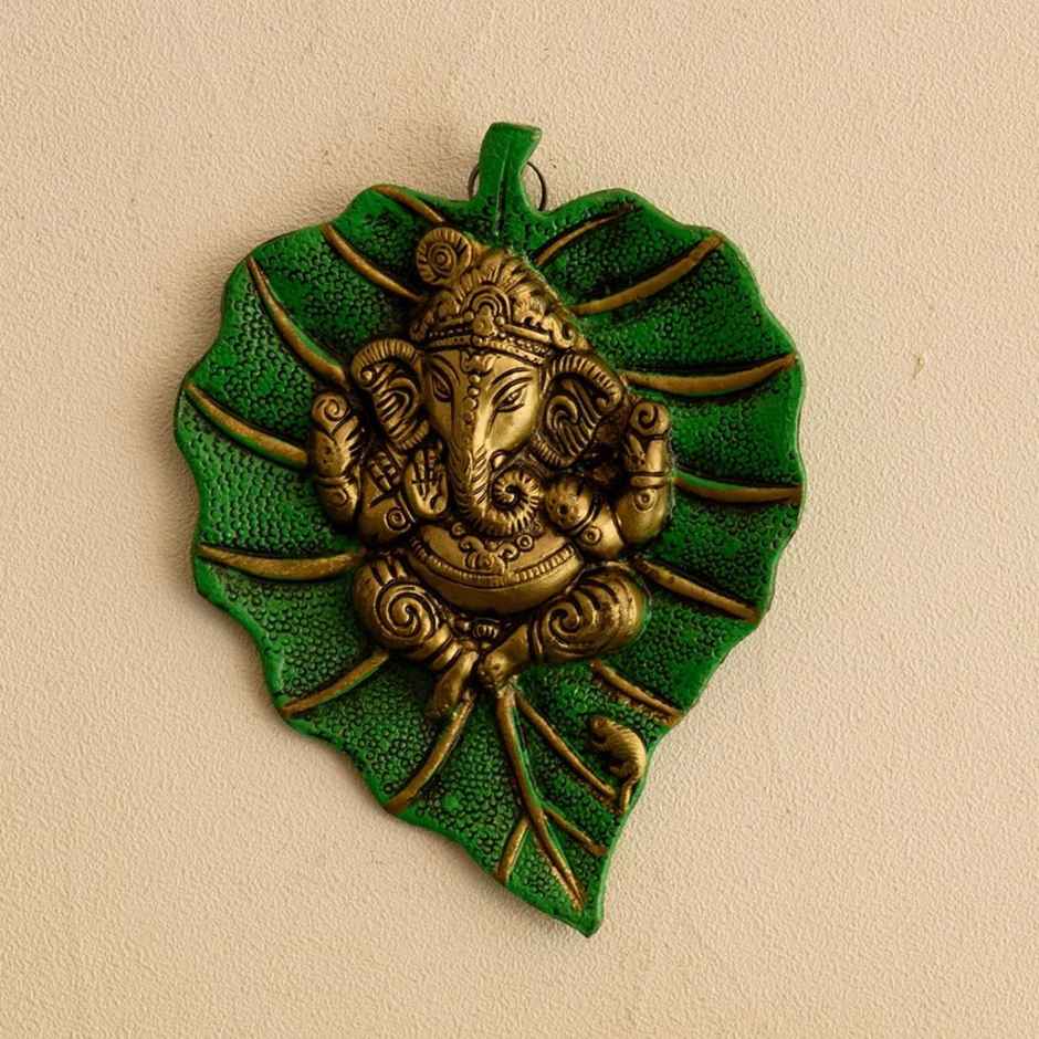 eCraftIndia Lord Ganesha on Green Leaf