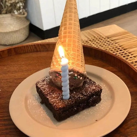 Spiral/Twisted Candles for Birthday/ Anniversary Celebration, Multicolor