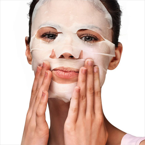 Lakme Blush & Glow Strawberry Sheet Mask