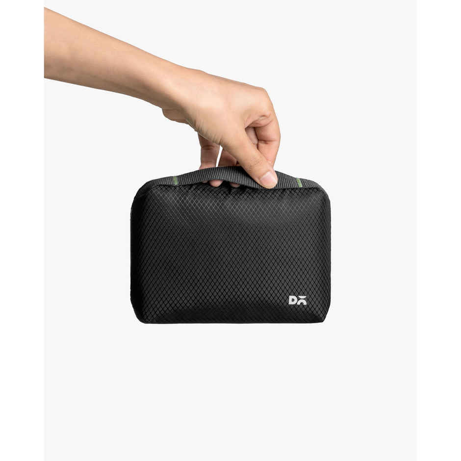DailyObjects Black Ripstop Vault Tech Organiser - Small