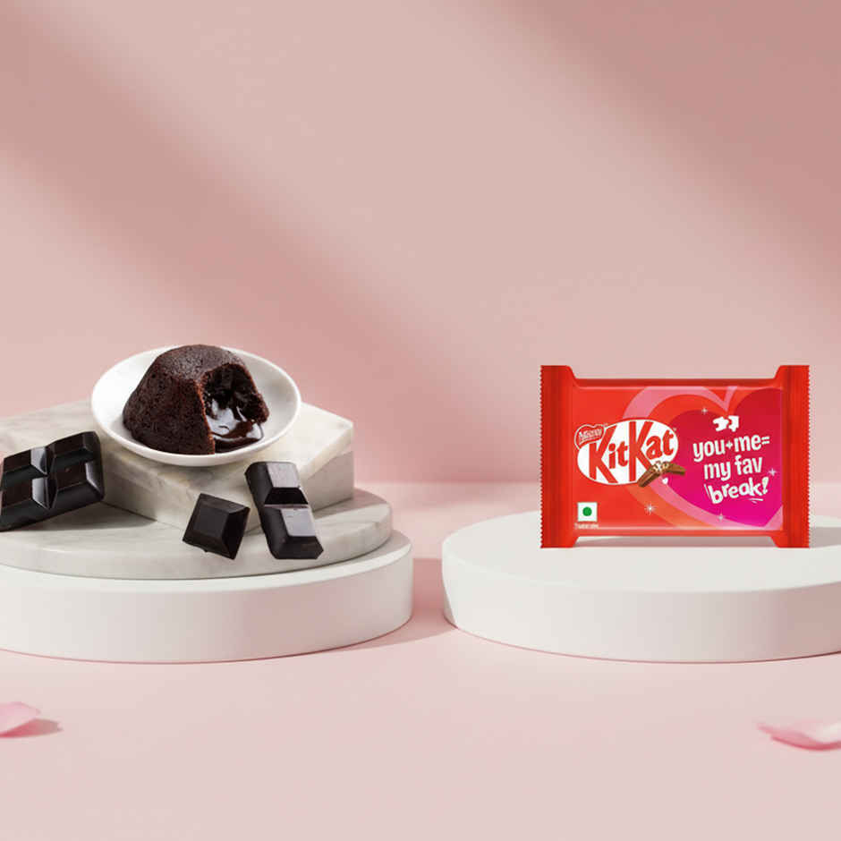 Choco Lava Cake + Nestle KitKat 4F Choco Wafer Bar, Valentines Pack