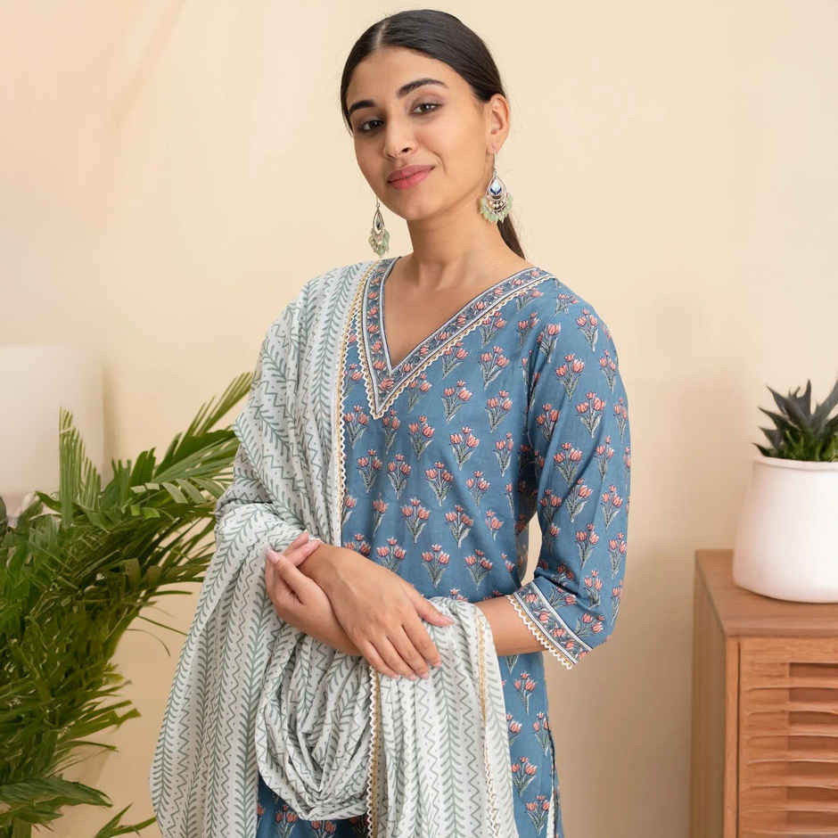 Libas Women Straight Kurta And Palazzo With Dupatta - 20128Om