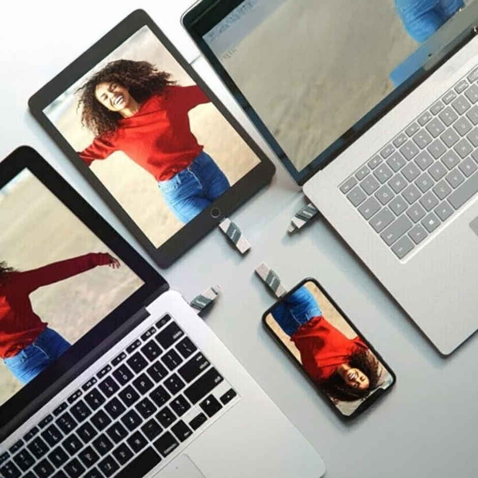 Sandisk Ixpand Usb 3.0 Flash Drive Flip 128Gb For Ios And Windows, Metalic