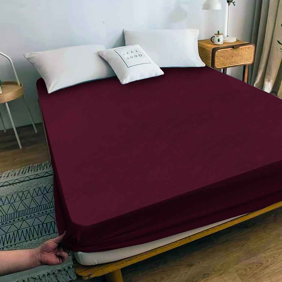 Oyo Baby - Cotton Feel Waterproof Mattress Protector 78 X 60 Inch Queen Bed Marroon