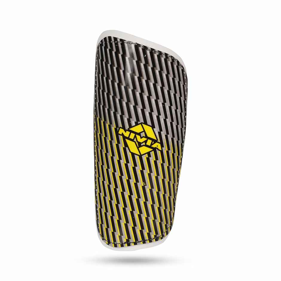 Nivia Classic With Sleeve-Shin Guard-Medium