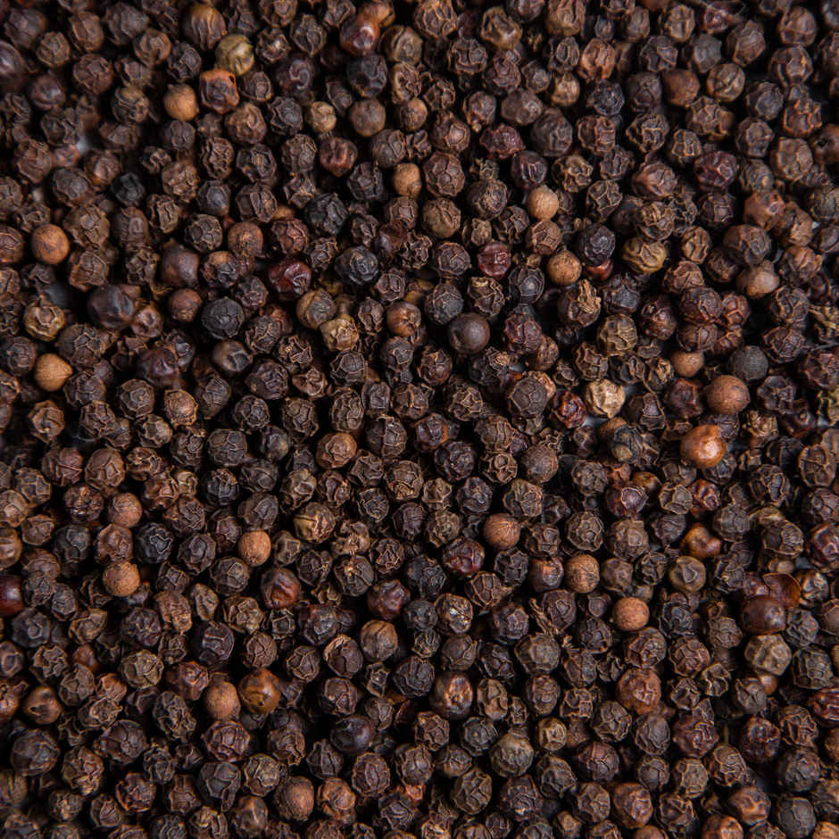 Aashirvaad Black Pepper |  Whole | Peppercorns