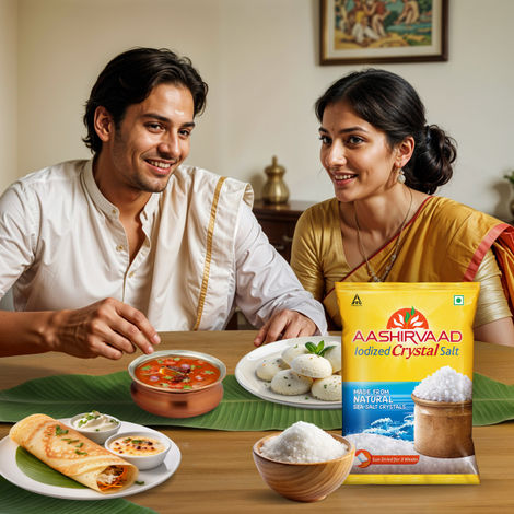 Aashirvaad Iodized Crystal Salt, Authentic Crystal Salt For Traditional Dishes