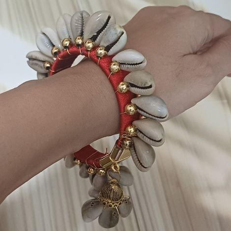 Gullak Mother's Day Gifting Elegant Shell Bangle - Gold Accents
