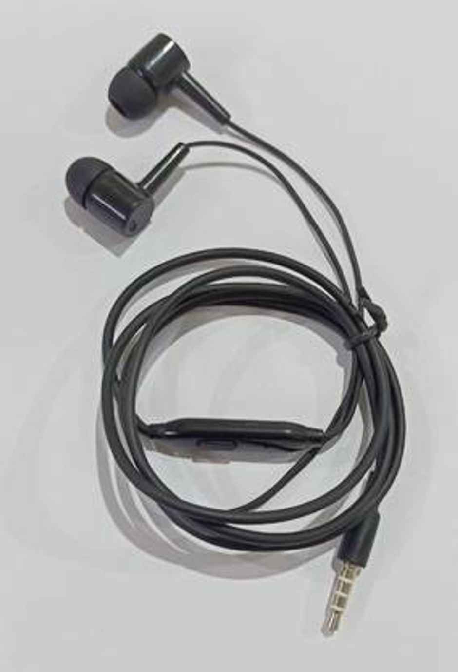 basics IND Wired earphone With Mic | Black