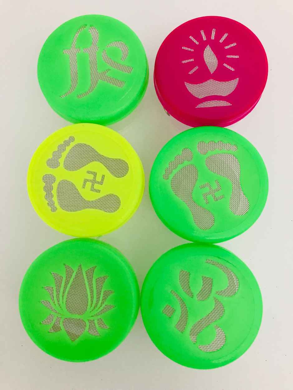 Rangoli Stencil Stamp Box | Assorted Design | Gullak