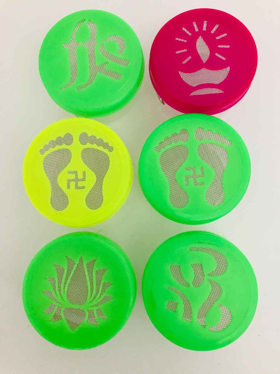 Rangoli Stencil Stamp Box | Assorted Design | Gullak