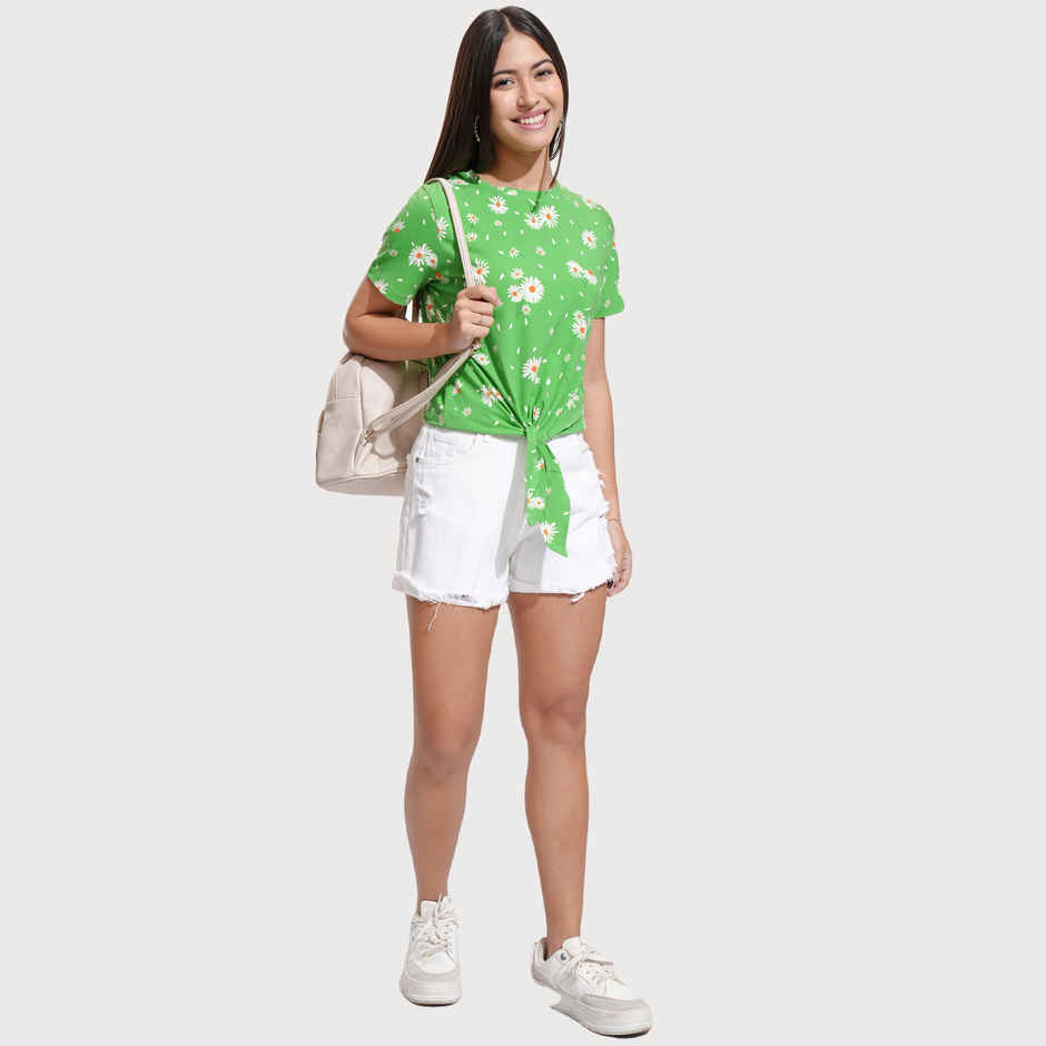 Tokyo Talkies Women's Floral Printed Front Tie Up Crop Top | Green - S