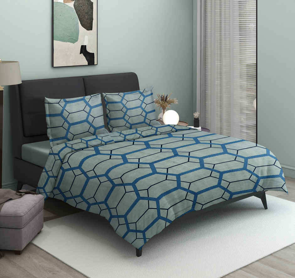 Dream Living 135 GSM King Bedsheet Set |250 x 275 cm| With 2 Pillow Covers